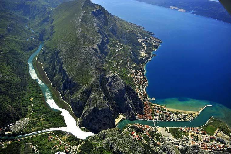 Apartments Ticinovic Omiš Kültér fotó